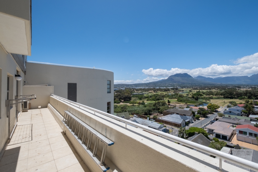3 Bedroom Property for Sale in Strand North Western Cape